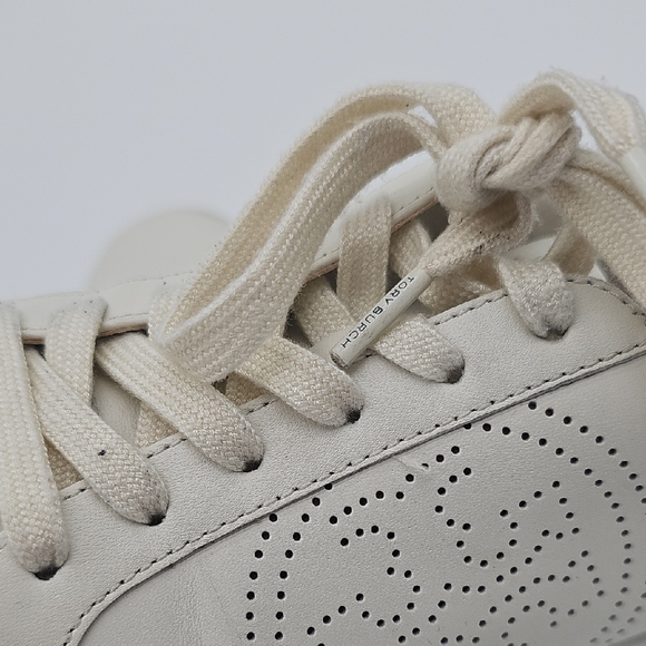 Authentic Pre Loved Tory Burch Sneakers - Picture 15 of 16